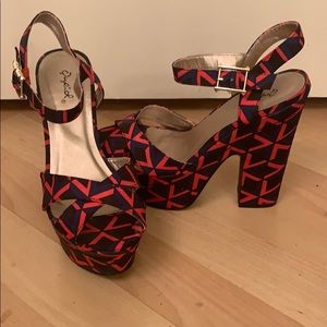 Qupid platform sandals